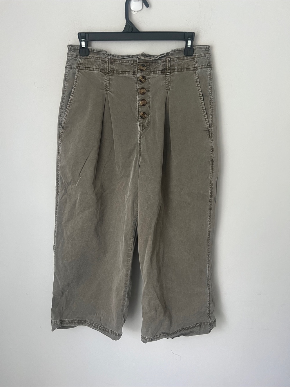AE Button Fly Wide Leg Crop Pants 10 Short Olive ✔️